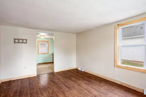 1709 N Helen St, Appleton, WI 54911 photo 3