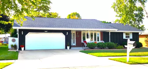 382 Schindler Dr, Kimberly, WI 54136