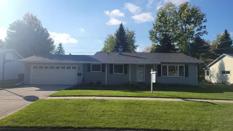 272 S Peters Ave, Fond Du Lac, WI 54935