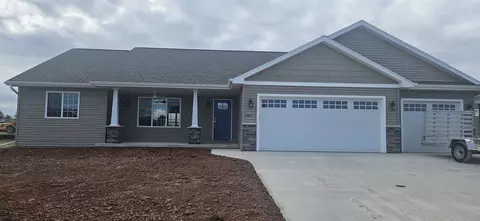 2081 Bear Paw Trl, Kaukauna, WI 54130