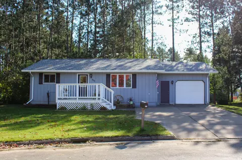537 S Hudson St, Antigo, WI 54409