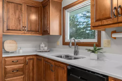 3524 E Newberry St, Appleton, WI 54915 photo 8