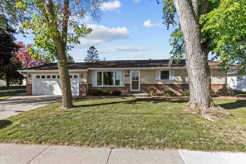 3524 E Newberry St, Appleton, WI 54915