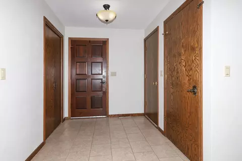 1714 N Winesap Ln, Appleton, WI 54914 photo 9