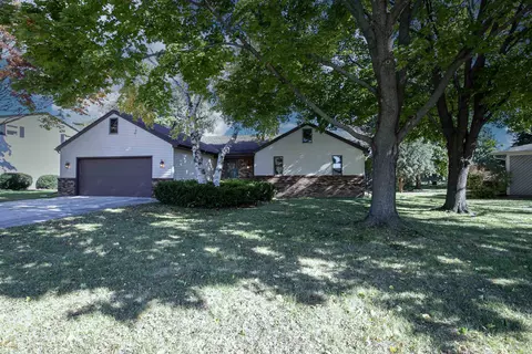 1714 N Winesap Ln, Appleton, WI 54914 photo 2