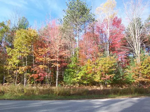 Maple Leaf Trail, Little Suamico, WI 54171