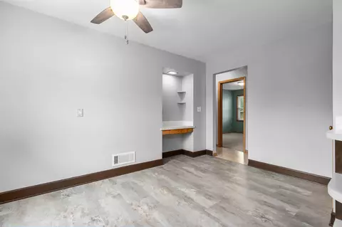 1231 W Glendale Ave, Appleton, WI 54914 photo 11