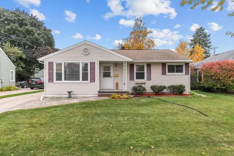 1231 W Glendale Ave, Appleton, WI 54914