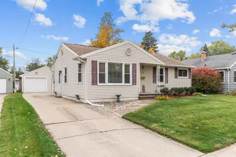 1231 W Glendale Ave, Appleton, WI 54914 photo 2