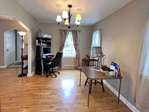 1709 W Reeve St, Appleton, WI 54914 photo 5
