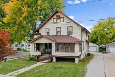 906 Kellogg St, Green Bay, WI 54303