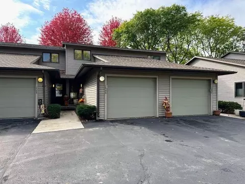 1586 Amy St #A-5, Green Bay, WI 54302