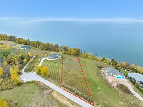 Sugar Creek Drive, Brussels, WI 54204