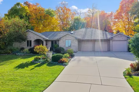 859 Windsong Way, De Pere, WI 54115