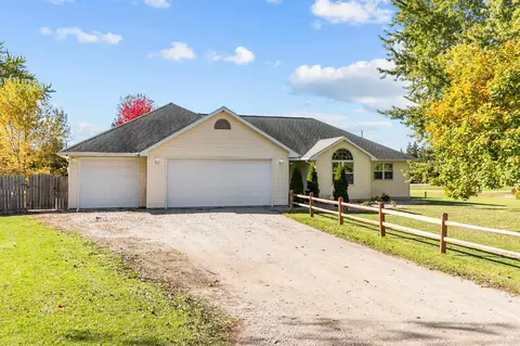 n6613 Wren Road, Black Creek, WI 54106