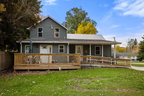 302 Washington St, Ogdensburg, WI 54962