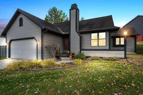 2795 Edward Dr, Green Bay, WI 54302