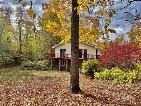 14795 Bear Paw Trl, Mountain, WI 54149