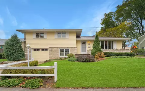 301 E Mcarthur St, Appleton, WI 54911