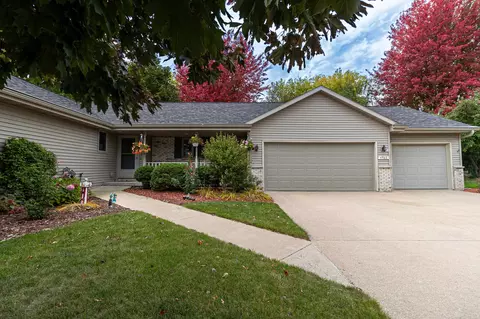 n9163 Christopher Lane, Appleton, WI 54915 photo 2