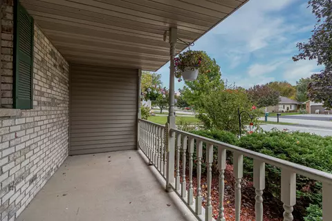n9163 Christopher Lane, Appleton, WI 54915 photo 3