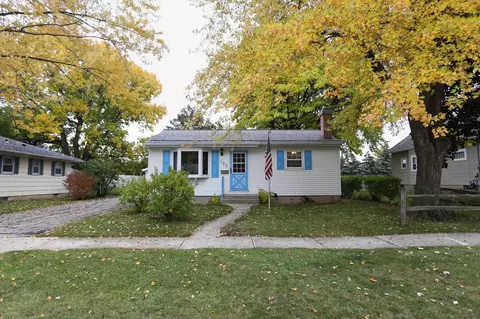 593 Farwell Ave, Fond Du Lac, WI 54935