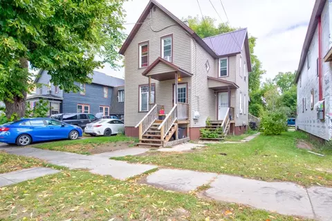 810 5th St, Menominee, MI 49858