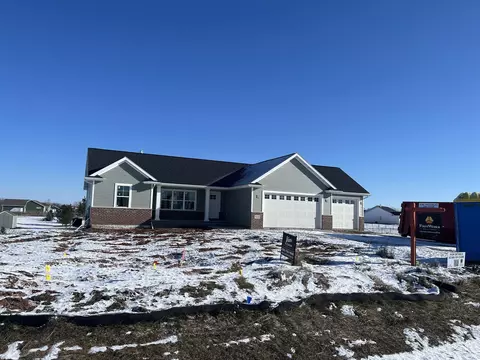 5352 Cornhusk Ln, Omro, WI 54963