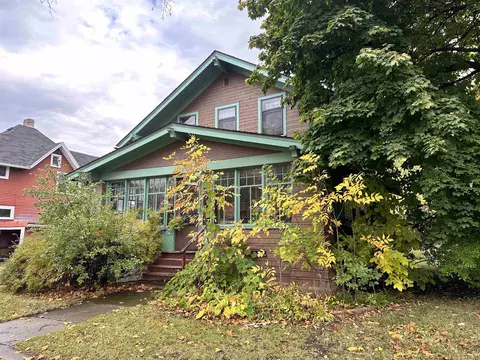 218 N Lawe St, Appleton, WI 54911 photo 2