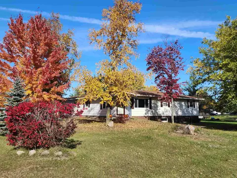 n2546 Cambria Lane, Waupaca, WI 54981
