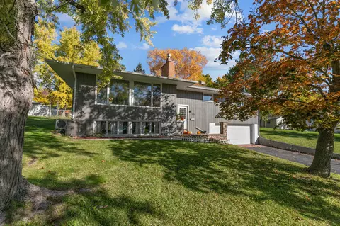 510 Smith St, Waupaca, WI 54981