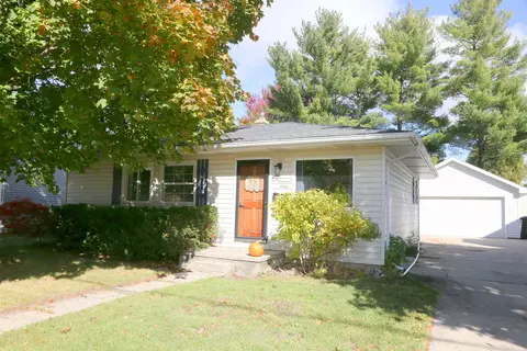 160 Garfield St, Kaukauna, WI 54130