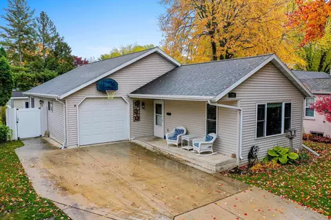 1107 Gross Ave, Green Bay, WI 54304