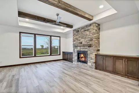 257 Kerrigan Dr, Wrightstown, WI 54180 photo 8