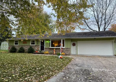2743 Clive St, Green Bay, WI 54313
