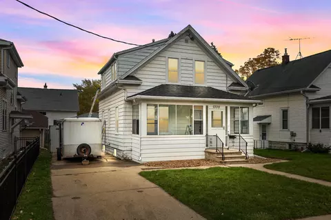1330 Central St, Oshkosh, WI 54901