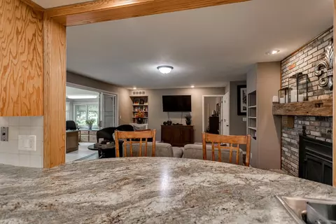 2716 N Beechwood Ct, Appleton, WI 54911 photo 13