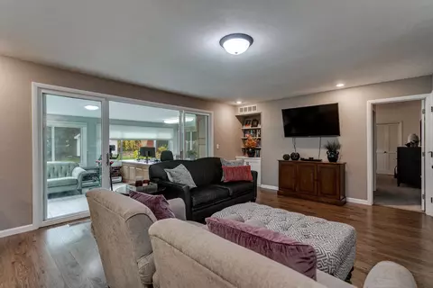 2716 N Beechwood Ct, Appleton, WI 54911 photo 18