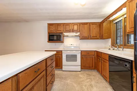 1715 E Midway Rd #D-2, Appleton, WI 54915 photo 5