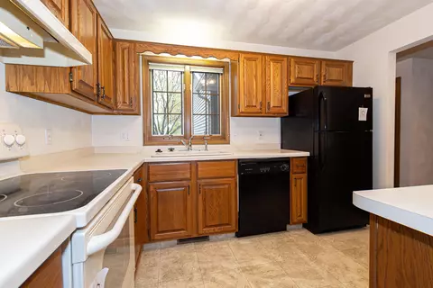 1715 E Midway Rd #D-2, Appleton, WI 54915 photo 6
