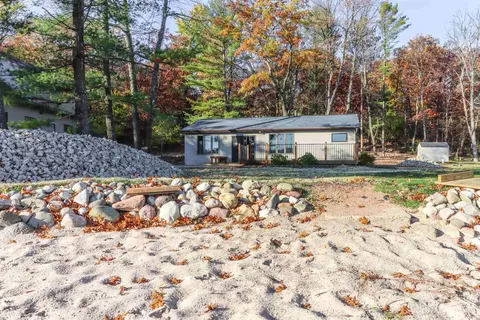 n4764 White Tail Trail, Wild Rose, WI 54984