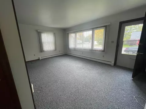 1504 Perry St, Algoma, WI 54201 photo 4