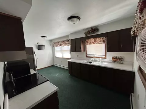 1504 Perry St, Algoma, WI 54201 photo 7