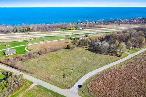 Sugar Maple Drive, Luxemburg, WI 54217