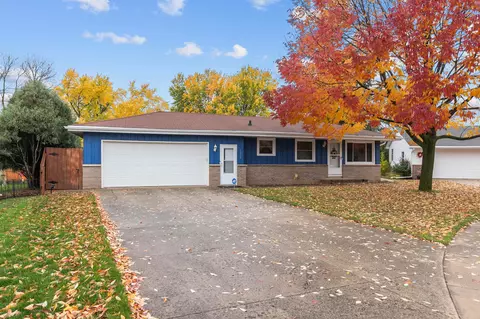1028 W Weiland Ave, Appleton, WI 54914 photo 2