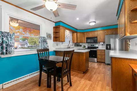 1028 W Weiland Ave, Appleton, WI 54914 photo 7