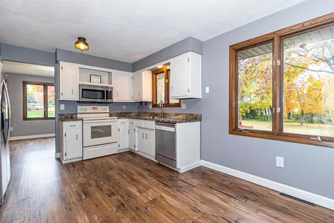 n2813 Alphorn Lane, Appleton, WI 54913 photo 8