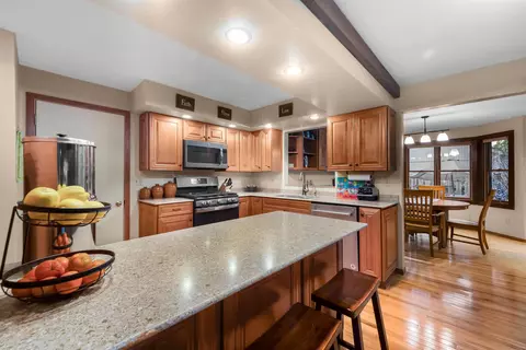833 E Capitol Dr, Appleton, WI 54911 photo 10