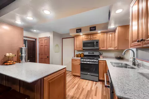 833 E Capitol Dr, Appleton, WI 54911 photo 12