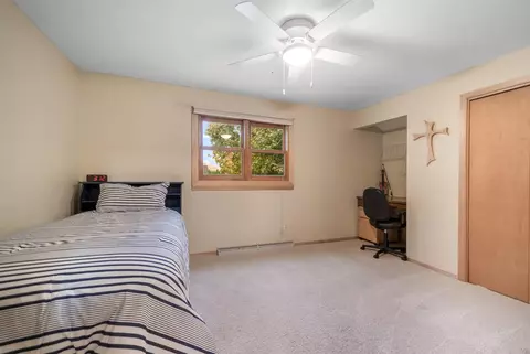 833 E Capitol Dr, Appleton, WI 54911 photo 22